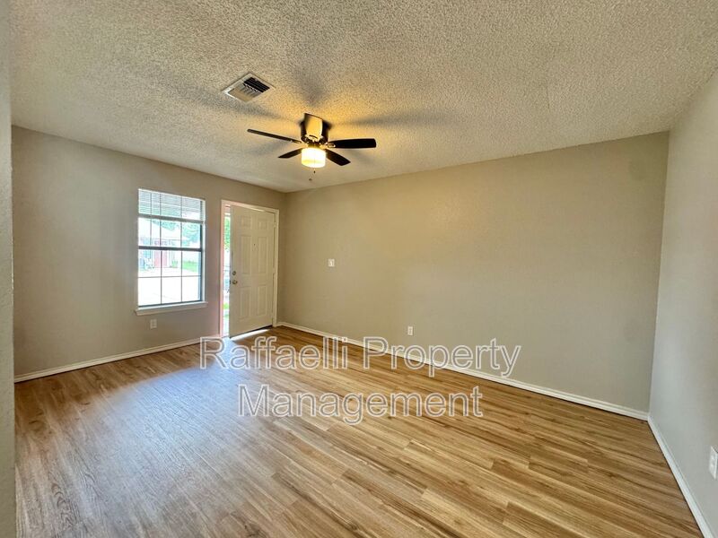 Nash Condo: 1200 N Kings Hwy - 15
