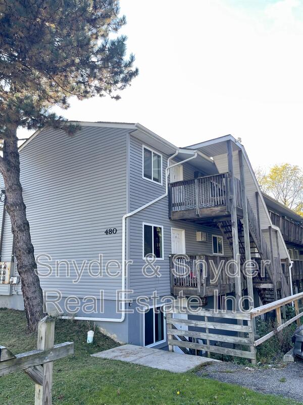 Akron House: 480 Massillon Road