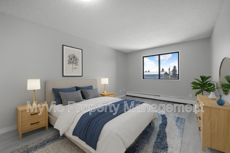 Edmonton Condo: 10131 159 Street Northwest