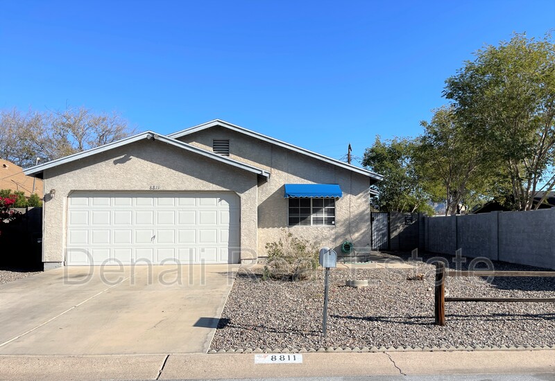 Phoenix House: 8811 N 5th St
