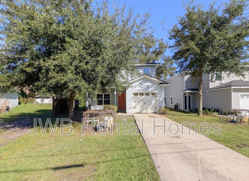 Jacksonville House: 1349 Ottawa Ave