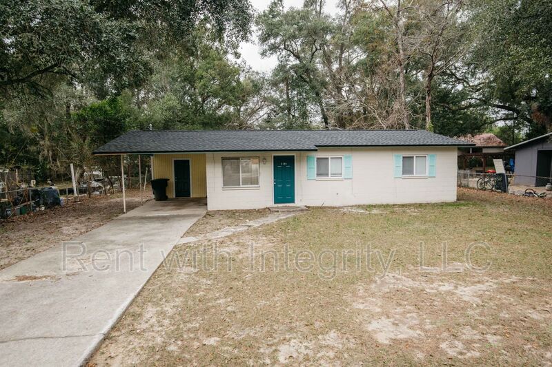 Tallahassee House: 3196 N Ridge Road