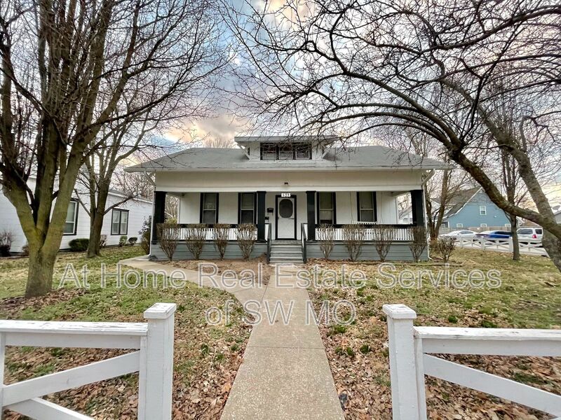 Springfield Condo: 635 S Main