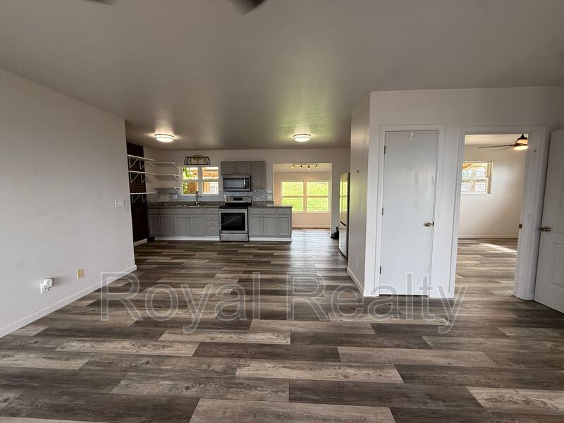 Kula Condo: 5435 Lower Kula Road