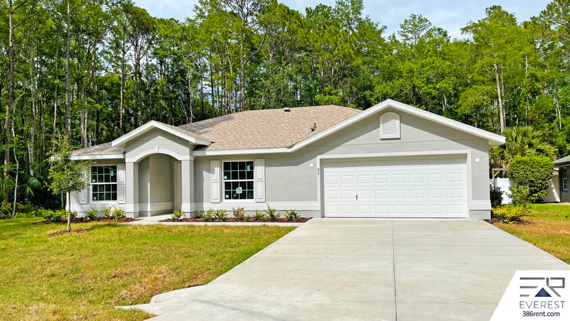 Palm Coast House: 82 Utah Place