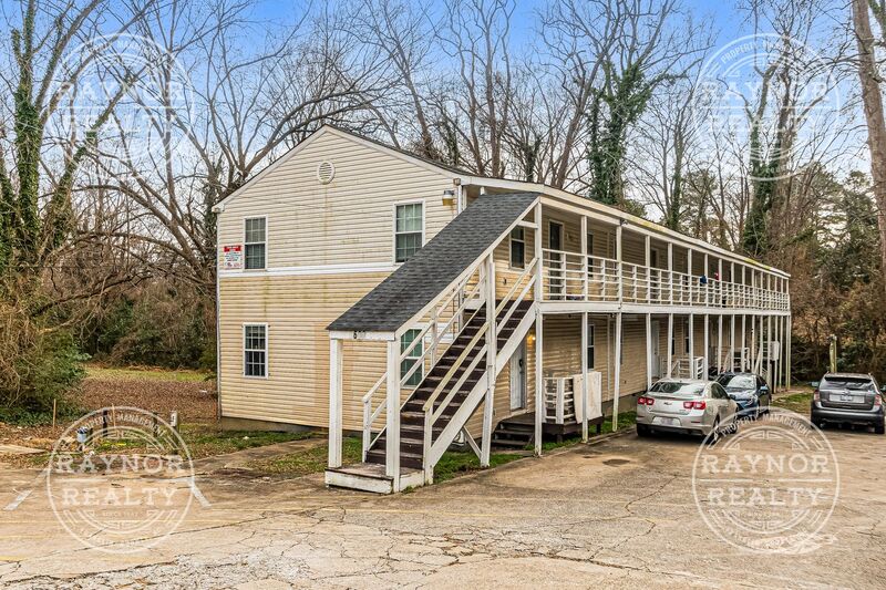 Raleigh House: 1600 Poole Road