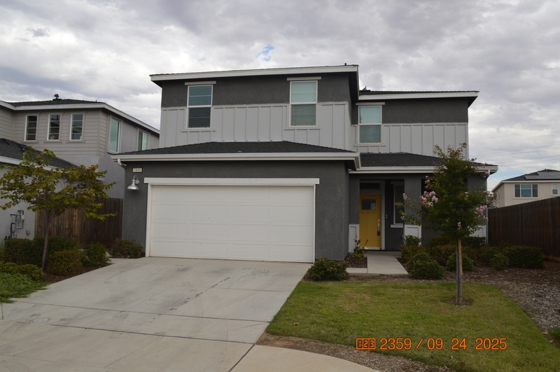 Merced House: 2411 Urdaneta Way