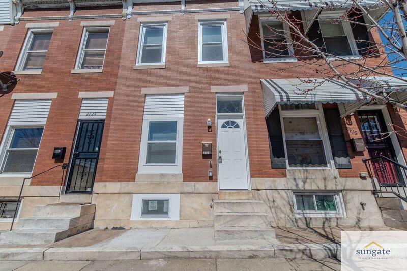Baltimore Townhome: 2726 E Monument St