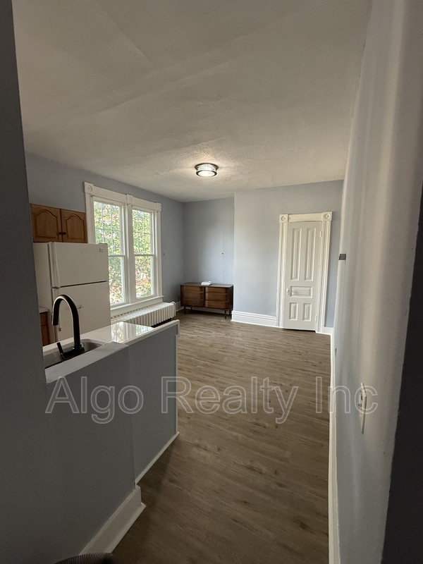 Saint Paul Condo: 359 Maria Avenue - 3