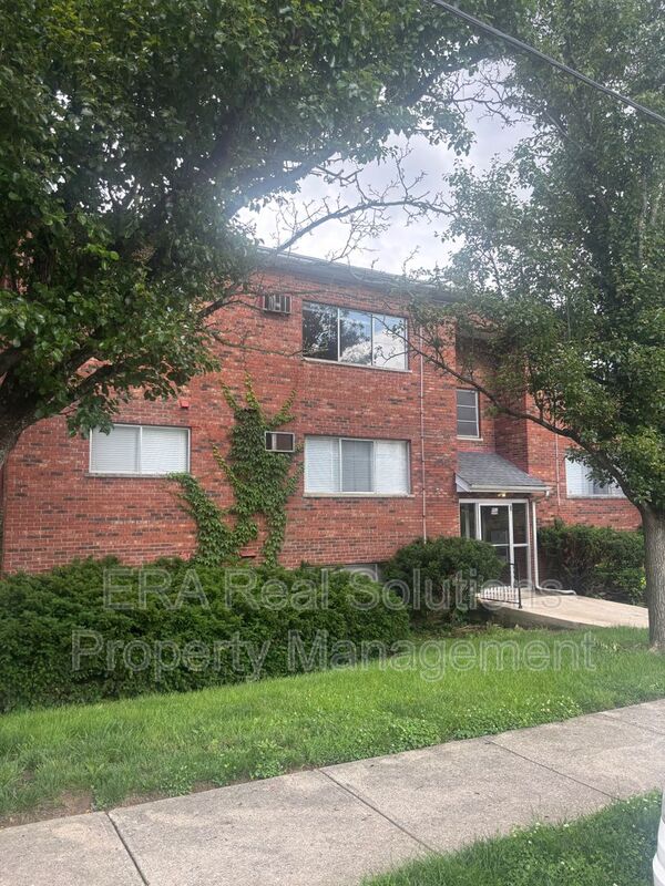 Cincinnati Condo: 952 Seton Ave