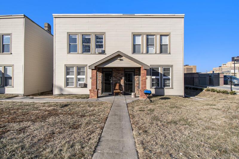 Omaha Condo: 530 S 30th Street