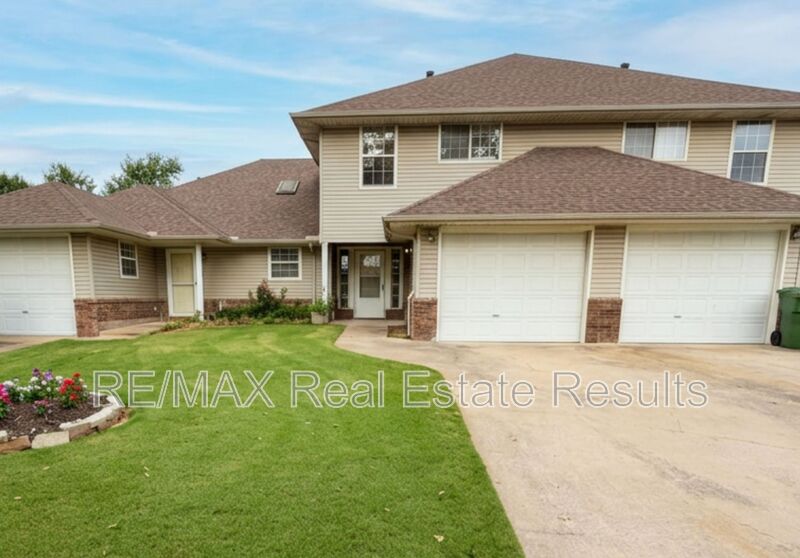 Rogers Condo: 412 N 37th St