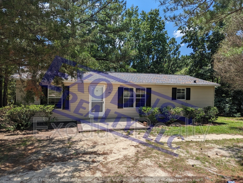 Sanford House: 114 Kathleen Terrace