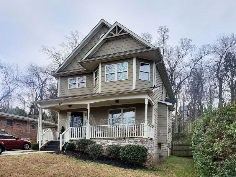 Marietta House: 65 Griggs St SW