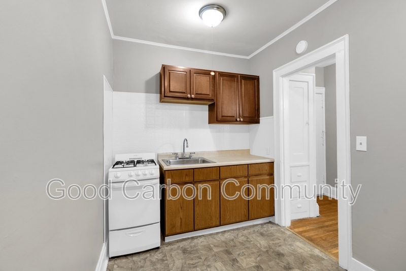 Buffalo Condo: 1016 Amherst St