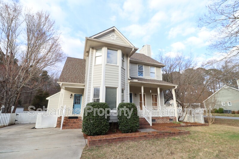 Apex House: 2704 Thurrock Dr