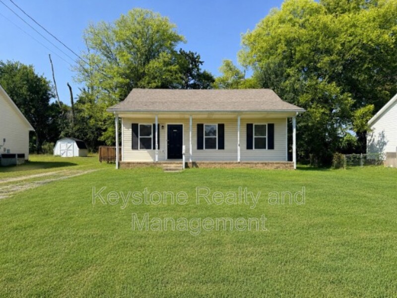 Oak Grove House: 1909 Timberline Circle