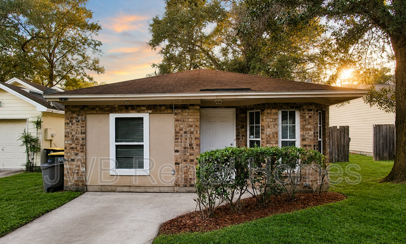 Jacksonville Townhome: 1406 Ellis Trace Dr W