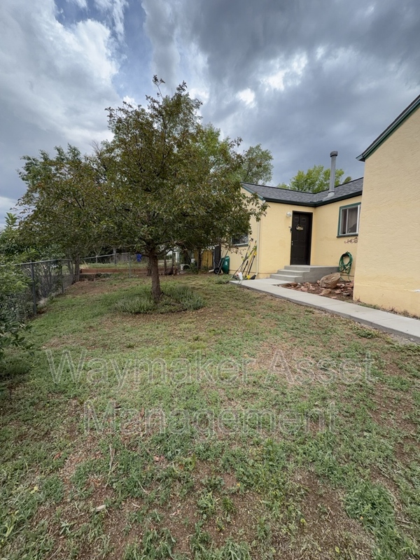Colorado Springs House: 1230 North Chestnut Street