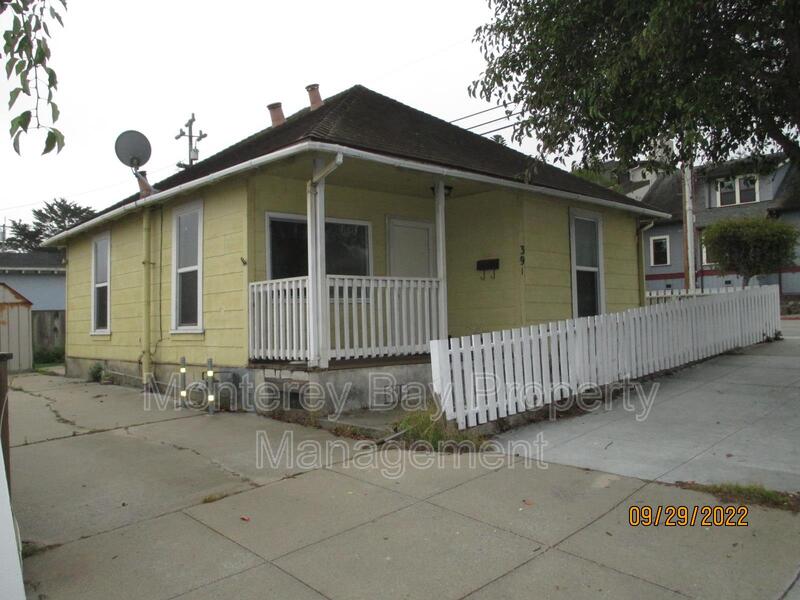 Monterey House: 391 Prescott Avenue