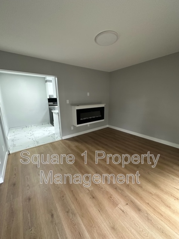 Edmonton Condo: 11042-128 Street