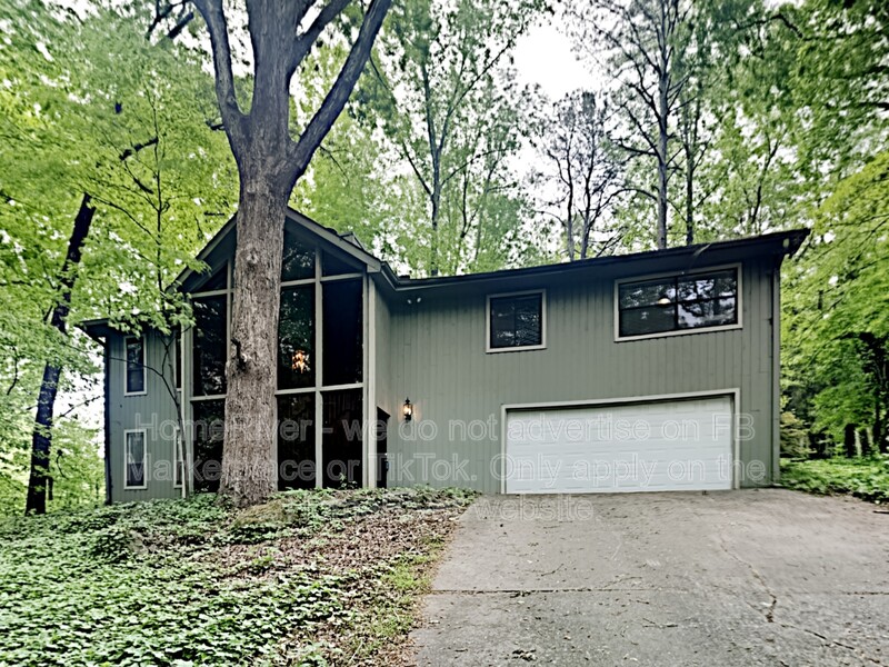 Marietta House: 2551 Hunton Ct NE