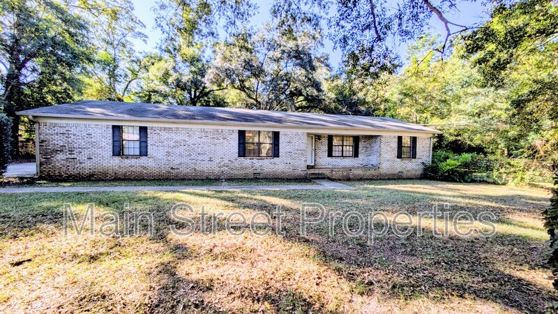 Cantonment House: 1485 Pine Lane Drive