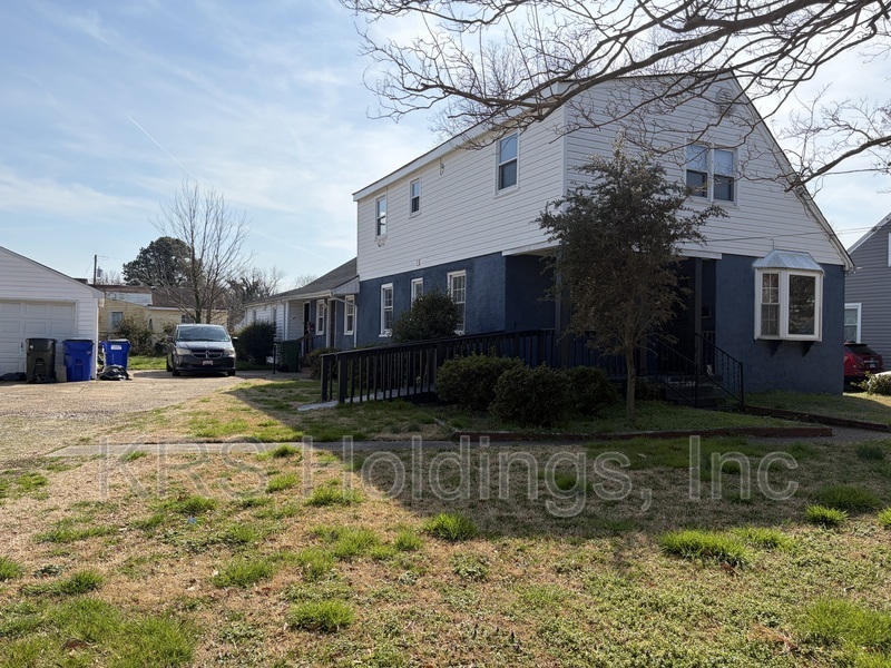 Norfolk House: 933 Wolcott Ave