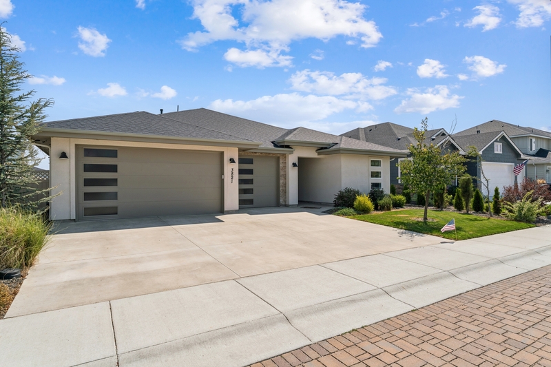 Meridian House: 3821 West Balducci Street