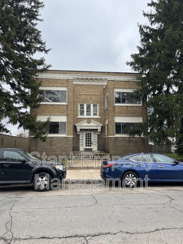 Columbus Condo: 196 Miller Ave