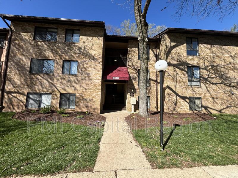 Columbia Condo: 6037 Majors Lane