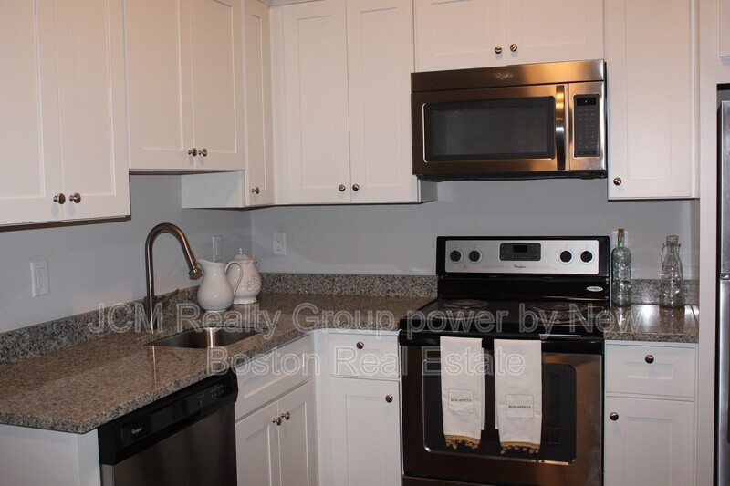 Quincy Condo: 10 Merrymount Rd