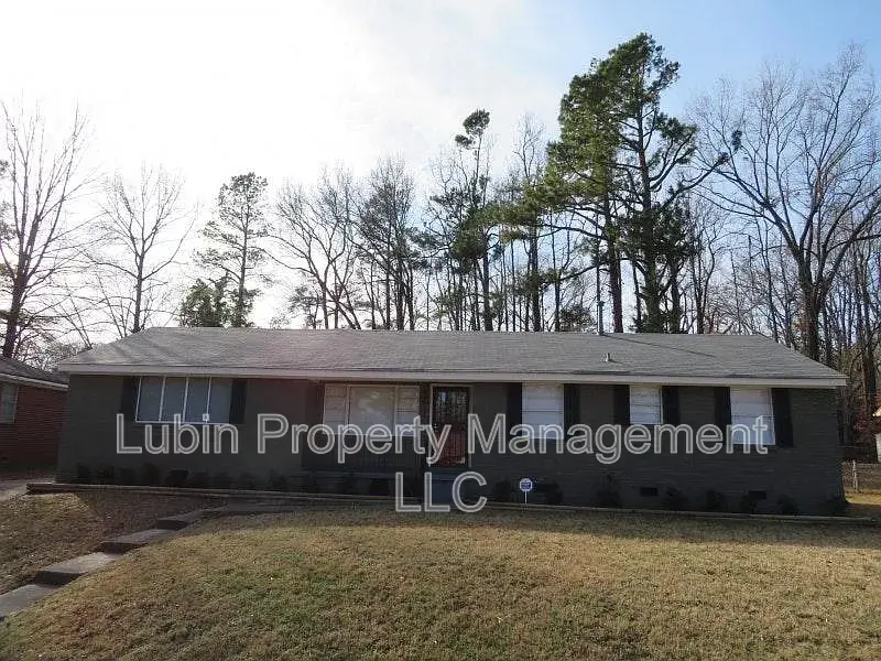 Memphis House: 4017 Mountain Terrace St