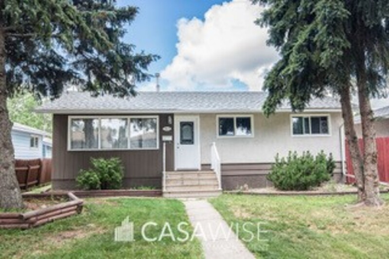 Edmonton House: 10434 164 Street Northwest