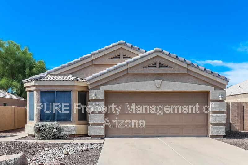 Chandler House: 1644 W Geronimo St