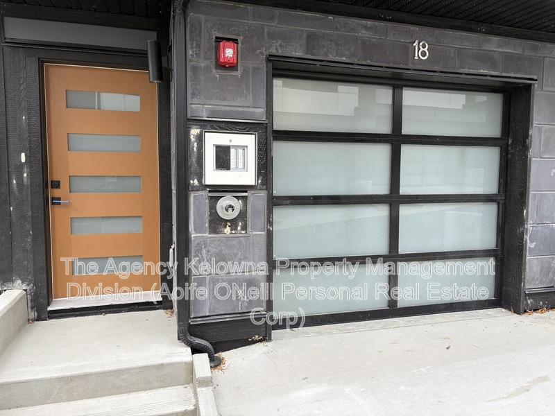 West Kelowna Townhome: 1980 Upper Sundance Dr