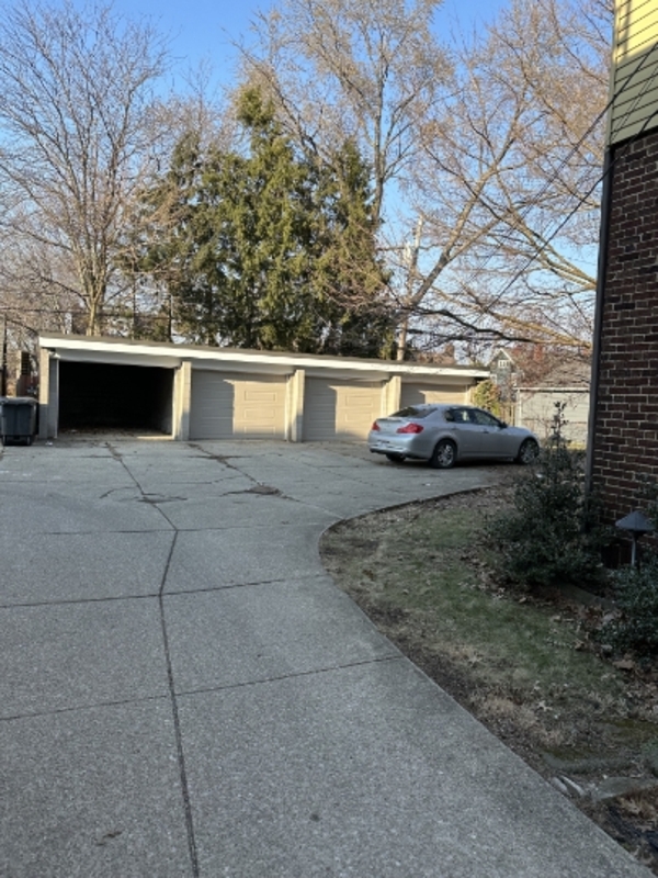 Lakewood Condo: 14724 Clifton Boulevard - 3
