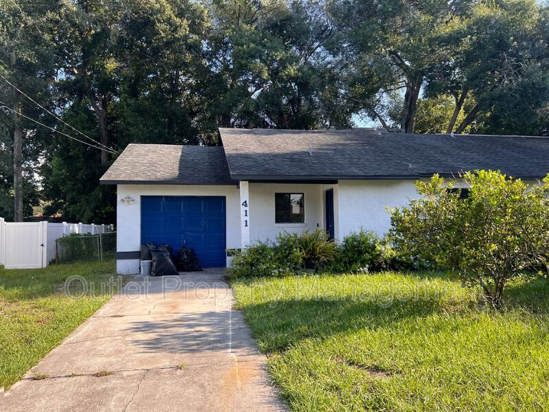 Casselberry House: 411 Slumber Lane