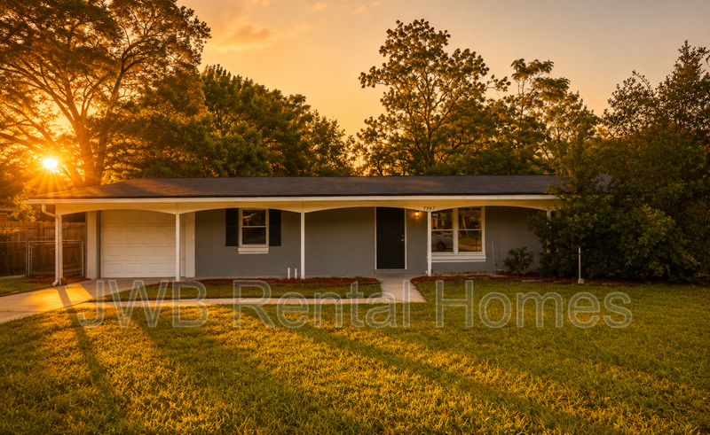 Jacksonville House: 7957 Renault Dr