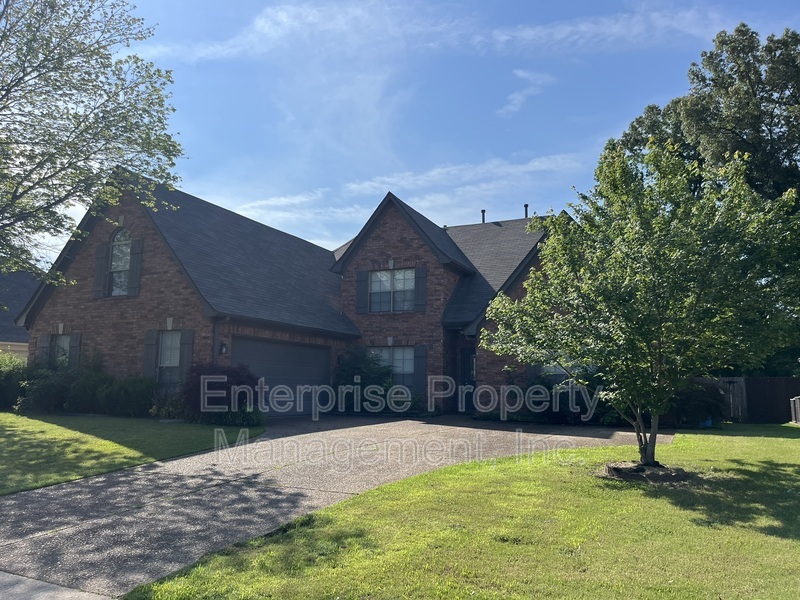 Photo 2 of 11861 Bridal Lane