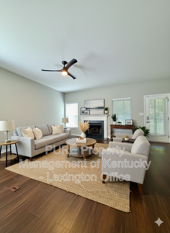 Lexington House: 1772 Chandler Lane