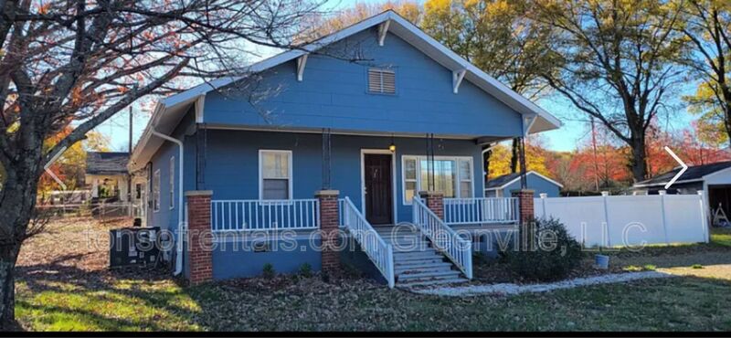 Spartanburg House: 2081 Hayne St