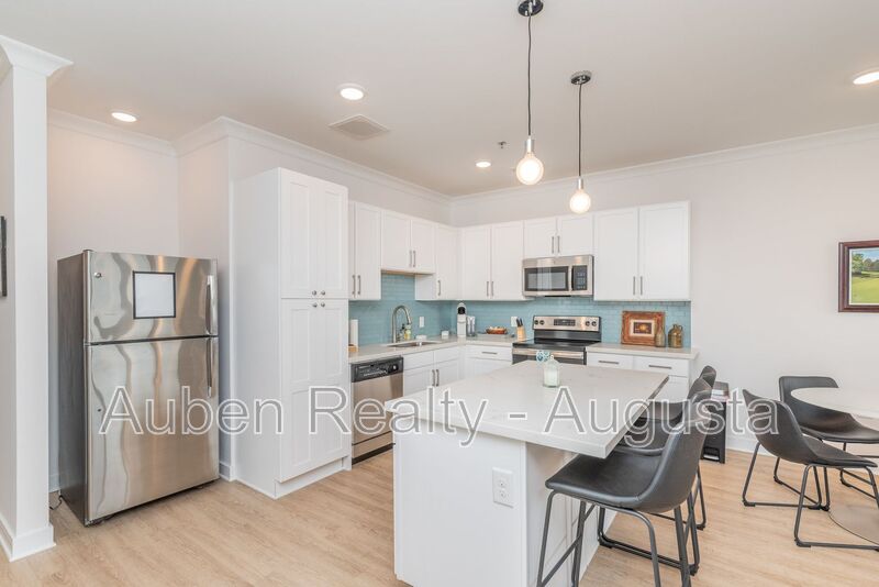 North Augusta House: 111 Railroad Ave