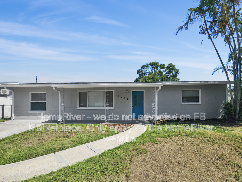 St Petersburg House: 5773 56th Ter N