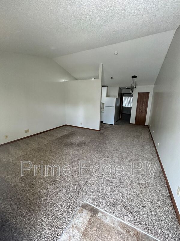 Lincoln House: 4615 Prescott