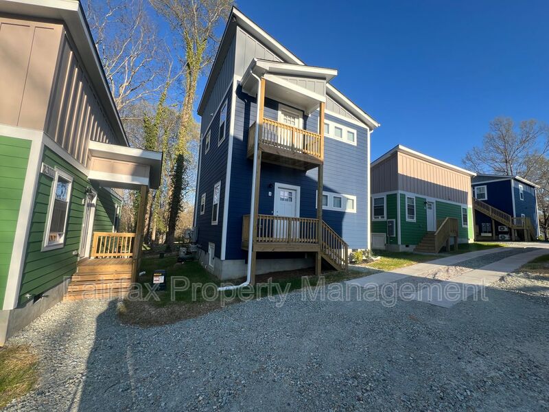 Durham Condo: 2311 Owen St