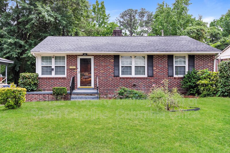 Columbia House: 2308 Manse St