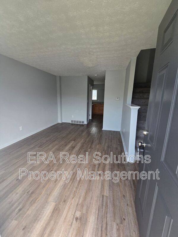 Columbus Condo: 1712 Carstare Dr