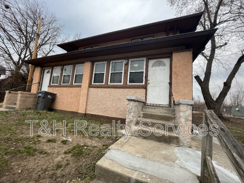 Indianapolis Condo: 1138 Fairfield Avenue
