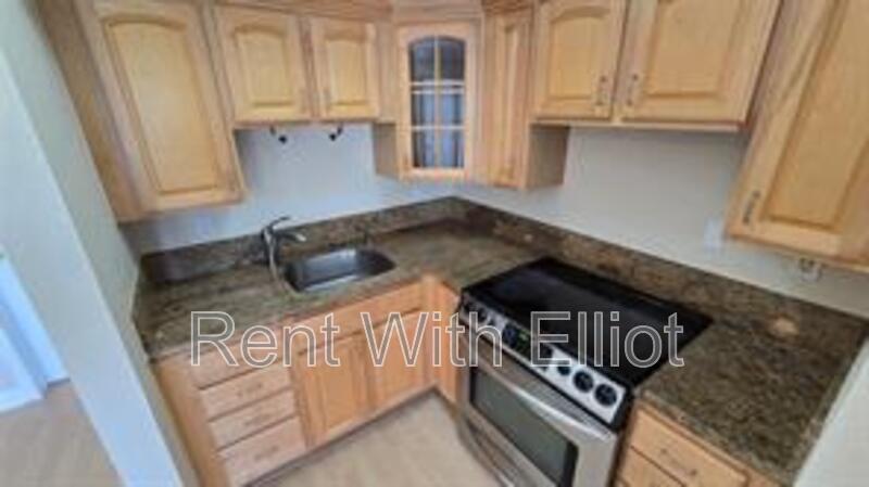 Fort Lauderdale Condo: 924 SE 2st